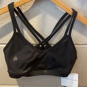 NWT Beyond Yoga Bra